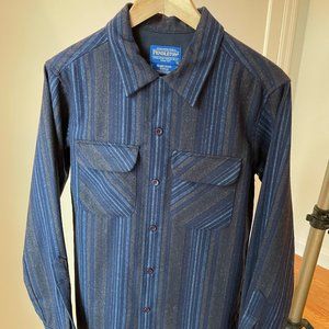 [NWOT] Pendleton Board Shirt Fitted Small 100% Virgin Wool